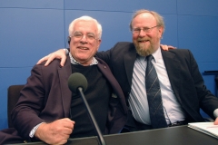 Peter Eisenman, Wolfgang Thierse - Pressekonferenz anlaesslich der bevorstrehenden Eroefffnung des Holocaust-Mahnmals in Berlin, 9. Mai 2005, Berlin-Mitte (nur fuer redaktionelle Verwendung. Keine Werbung. weitere Bilder: Referenzdatenbank: http://www.360-berlin.de - aktueller Bilderdienst oder mecom